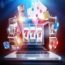 Tampilan berbagai kategori permainan Microgaming termasuk slot, meja, dan kasino langsung